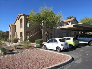 Photo #3: 2348706 Listing 