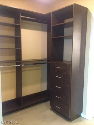 Photo #6: 2348755 Listing 