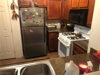 Photo #6: 2348760 Listing 