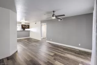 Photo #6: 2348810 Listing