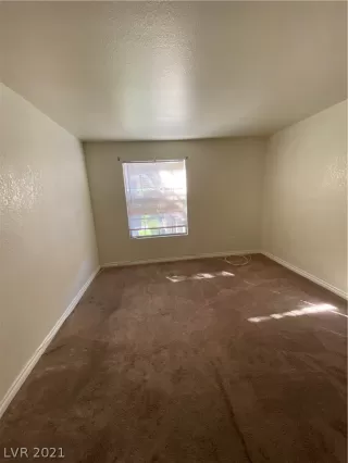 Photo #5: 2348847 Listing 