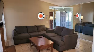 Photo #4: 2348849 Listing 