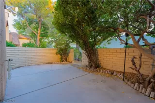 Photo #4: 2348863 Listing 