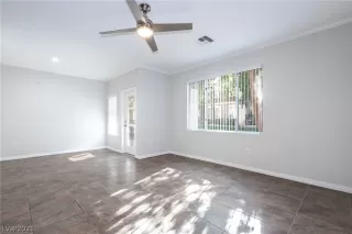 Photo #2: 2348864 Listing