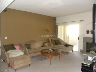 Photo #2: 2348874 Listing