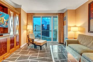 Photo #5: 2348877 Listing