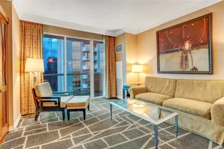 Photo #6: 2348877 Listing