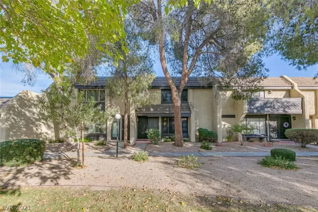 MLS: 2348880 Condo For Sale