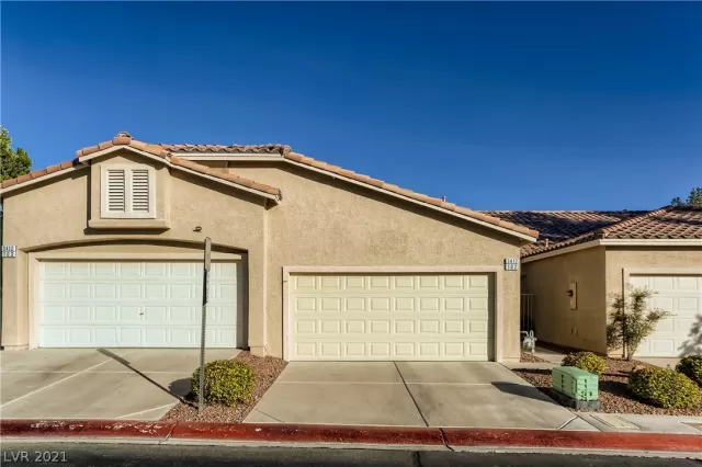 MLS: 2348890 Condo For Sale