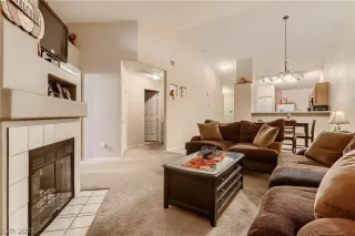 Photo #1: 2348890 Listing 