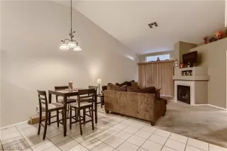 Photo #2: 2348890 Listing 