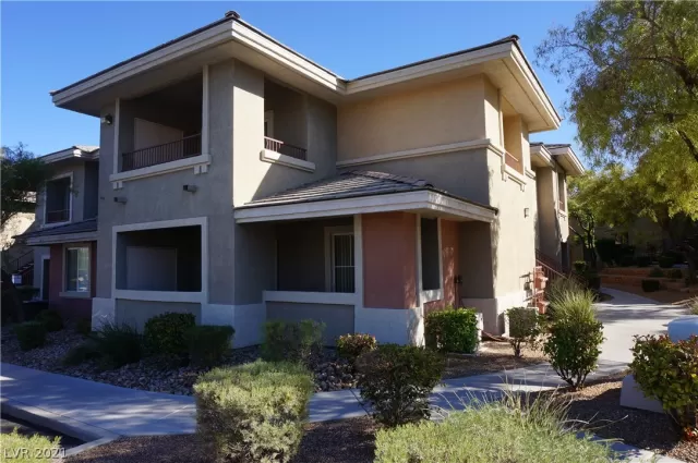 MLS: 2348913 Condo For Sale