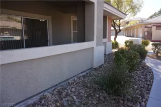 Photo #1: 2348913 Listing 