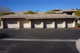 Photo #3: 2348913 Listing 