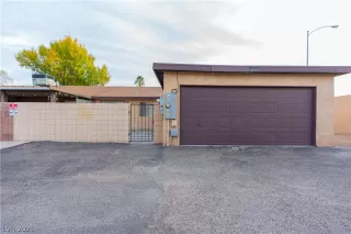 Photo #1: 2348925 Listing