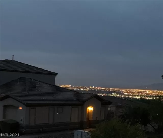 MLS: 2348932 Condo For Sale