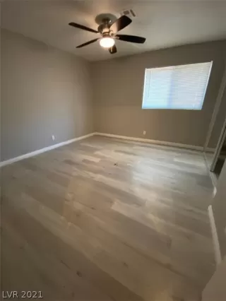 Photo #3: 2348940 Listing 