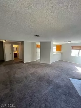 Photo #6: 2348947 Listing 