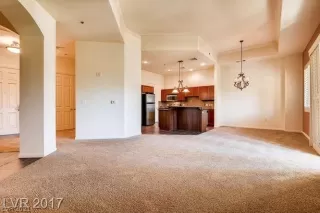 Photo #6: 2349019 Listing