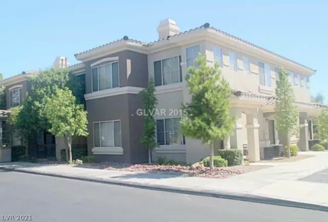 MLS: 2349028 Condo For Sale