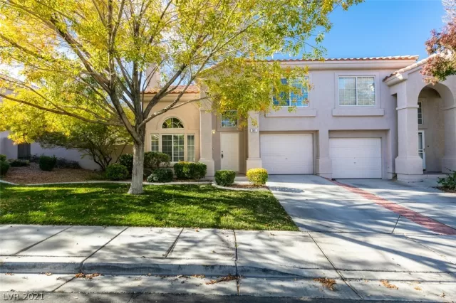 MLS: 2349031 Condo For Sale