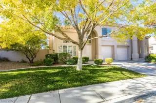 Photo #2: 2349031 Listing