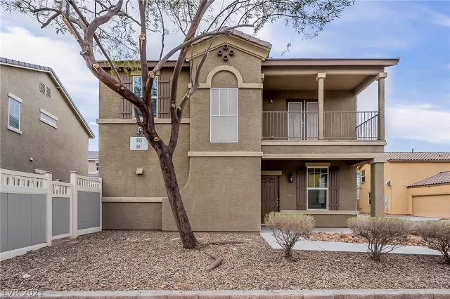 MLS: 2349041 Condo For Sale