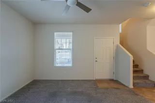 Photo #4: 2349041 Listing