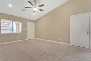 Photo #1: 2349065 Listing