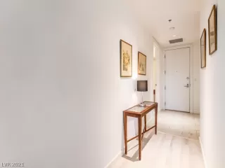 Photo #3: 2349109 Listing 