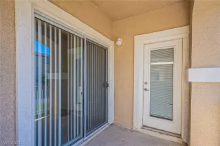 Photo #5: 2349110 Listing 