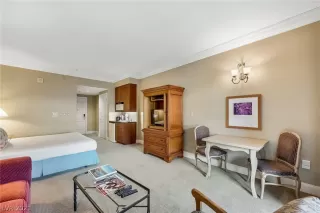 Photo #3: 2349187 Listing 