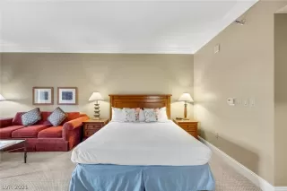 Photo #5: 2349187 Listing 