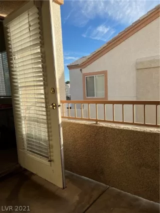 Photo #2: 2349201 Listing