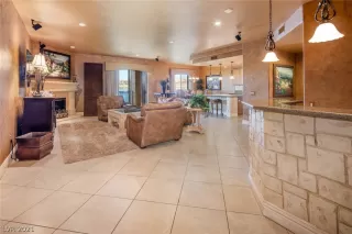 Photo #4: 2349204 Listing 