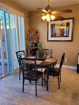 Photo #2: 2349226 Listing