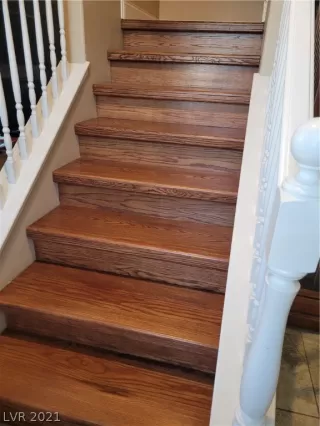 Photo #6: 2349226 Listing