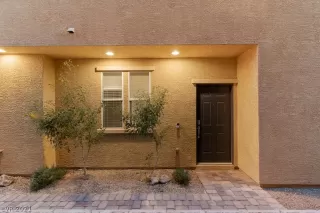 Photo #4: 2349235 Listing