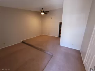 Photo #4: 2349244 Listing 