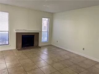 Photo #2: 2349357 Listing