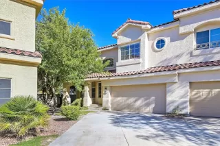 Photo #1: 2349453 Listing 