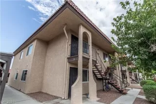 Photo #1: 2349455 Listing