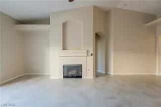 Photo #2: 2349476 Listing