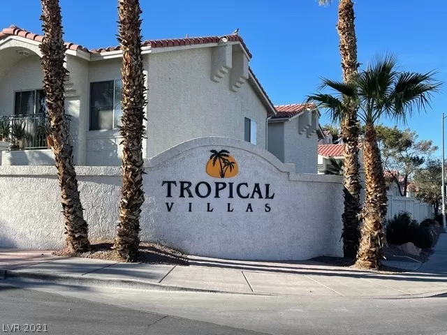 MLS: 2349517 Condo For Sale