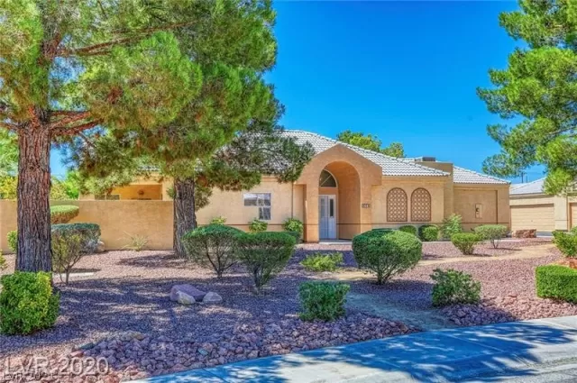 MLS: 2349565 Condo For Sale