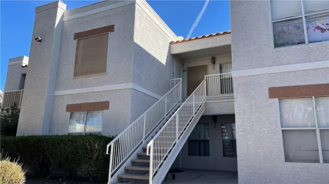 MLS: 2349636 Condo For Sale