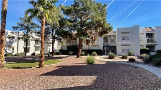 Photo #2: 2349636 Listing 