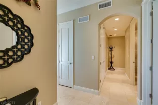 Photo #3: 2349654 Listing 