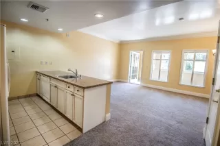 Photo #3: 2349679 Listing 