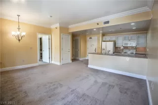 Photo #4: 2349679 Listing 